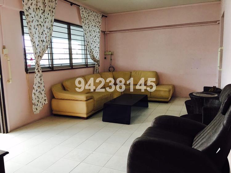 Yishun Street 61 thumbnail photo